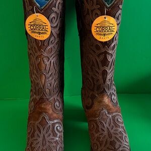 Corral brown and red cowhide leather boots for women